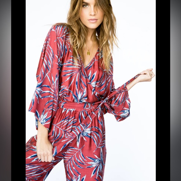 PLENTY Amuse Society Coastal Beauty Jumper - Picture 2 of 6